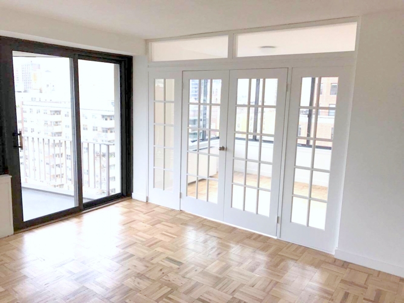 How to install a temporary pressurized wall in a NYC apartment